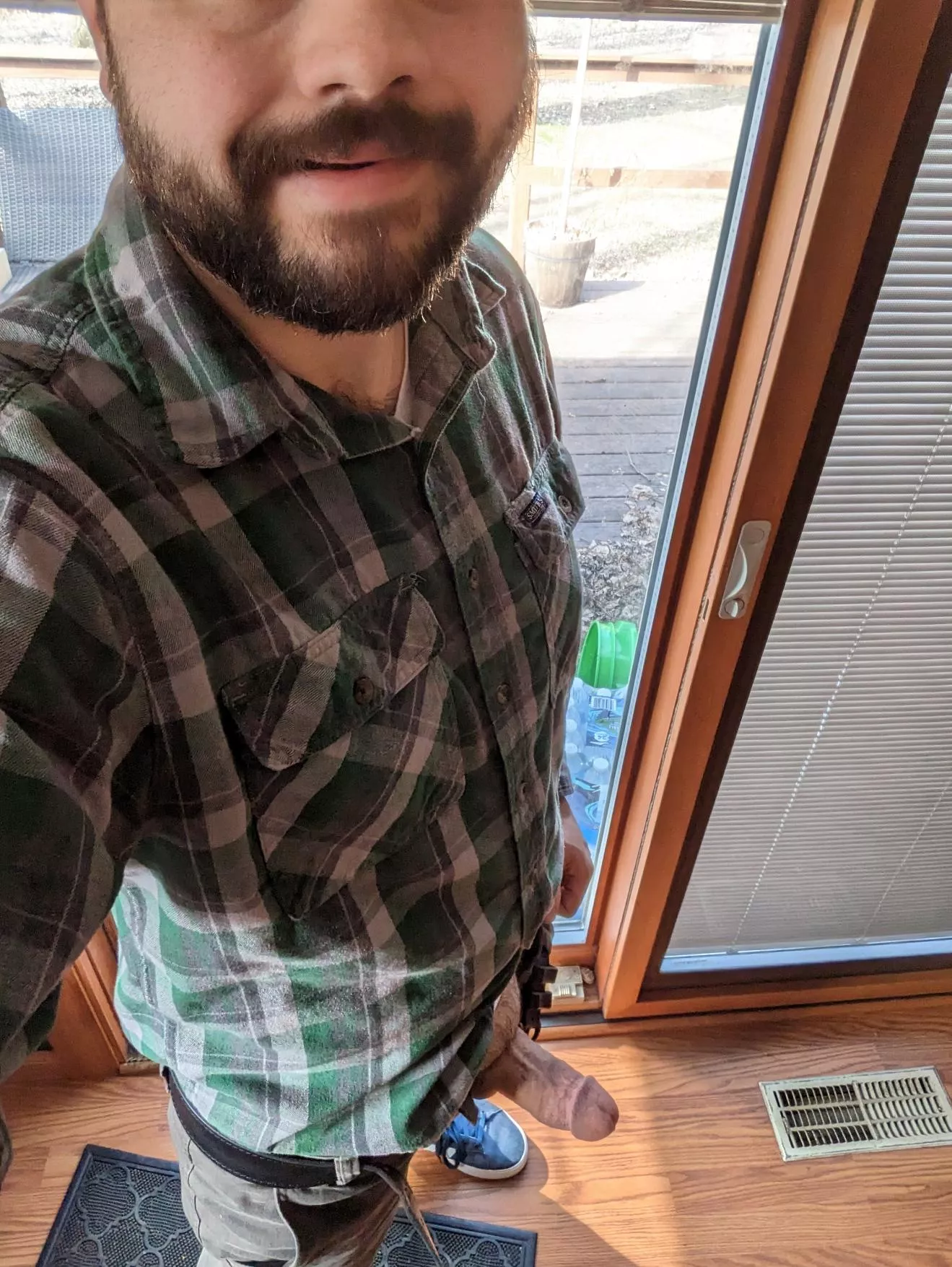 Still building up confidence to post more. I heard this sub might appreciate me (31)