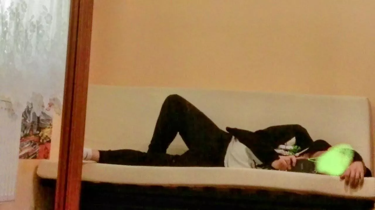 Tell me what youd do to this botton boy. DMs open!