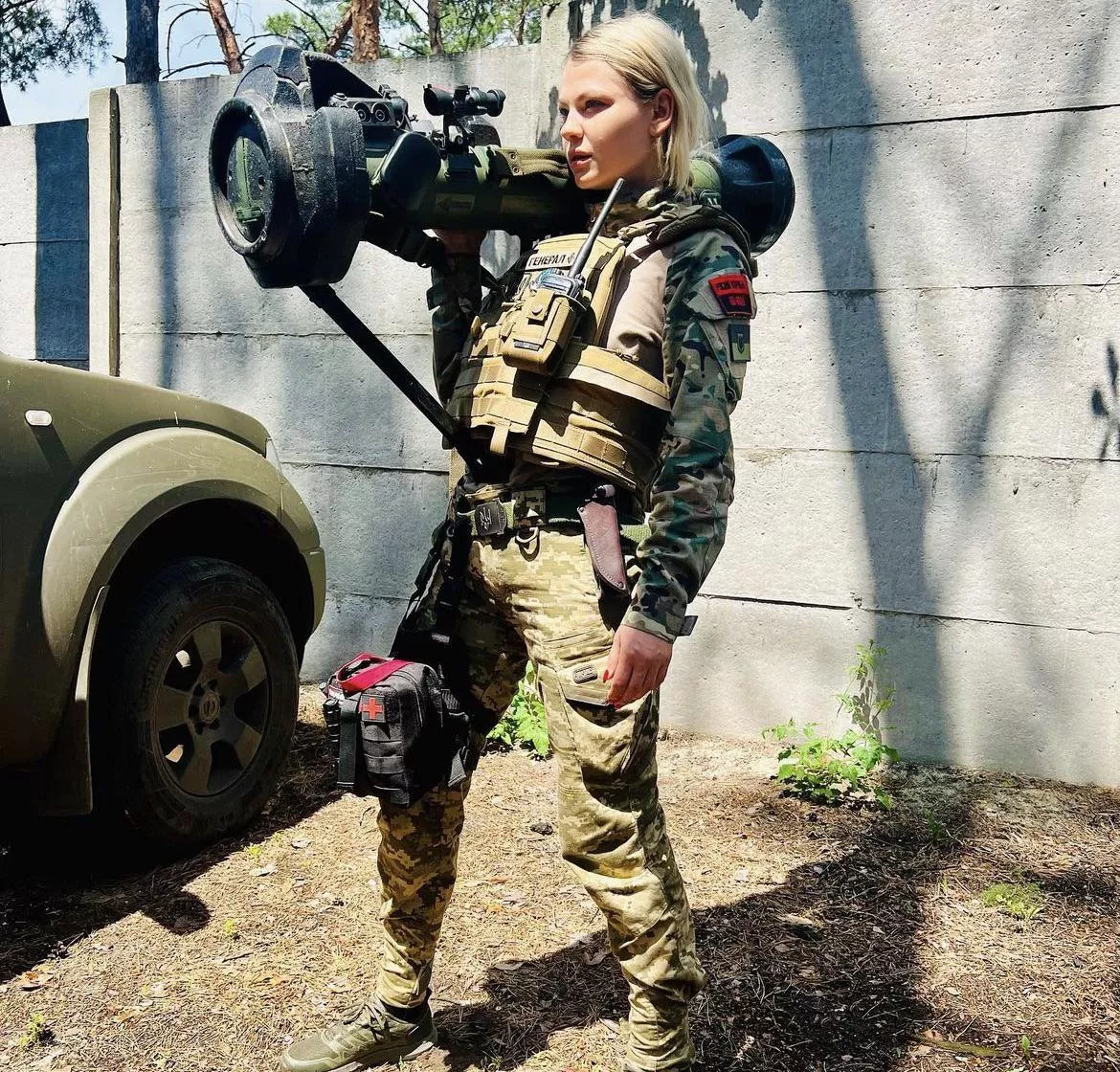 Ukrainian actor Alla Martyniuk who now helps the Ukrainian armed forces with logistics by aiding in the procurement of vehicles and equipment. (1170x1120)