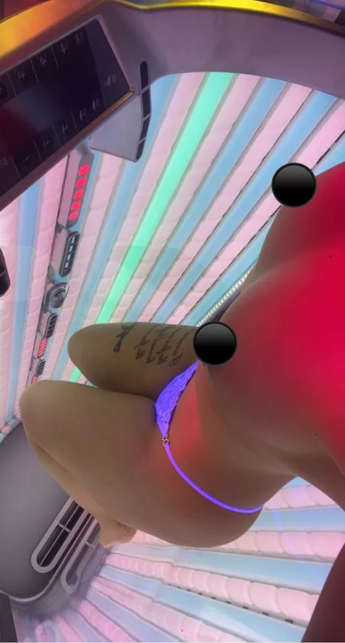 Upvote if you would let me send you nudes