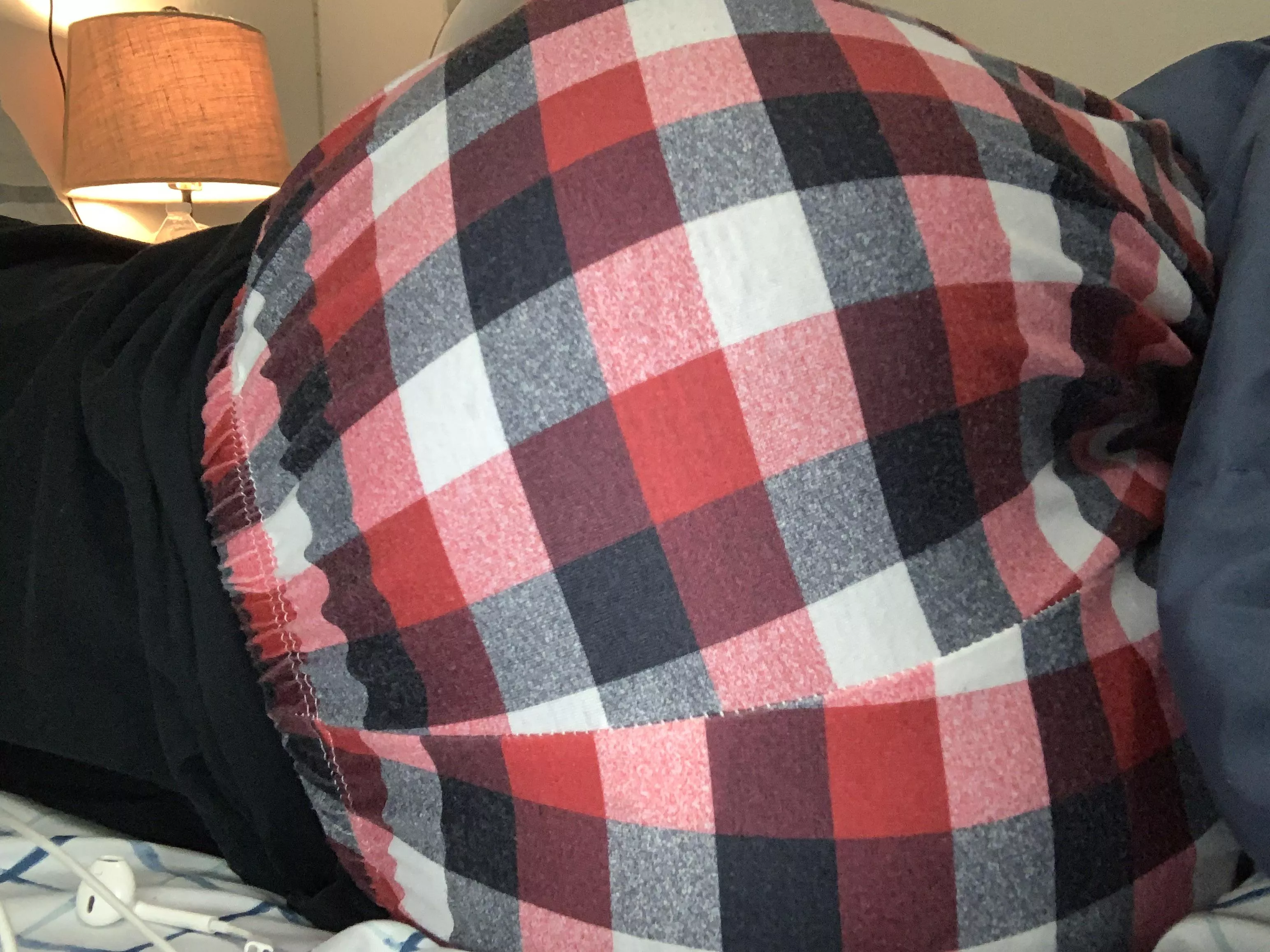 18 I am maybe… Anyways Snapchat: gr100011 — only sending some ass pics (: