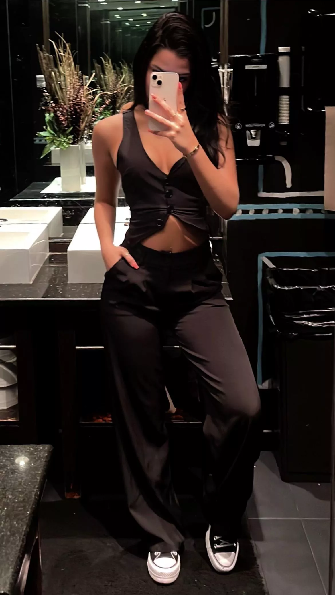 [22] lets go for dinner