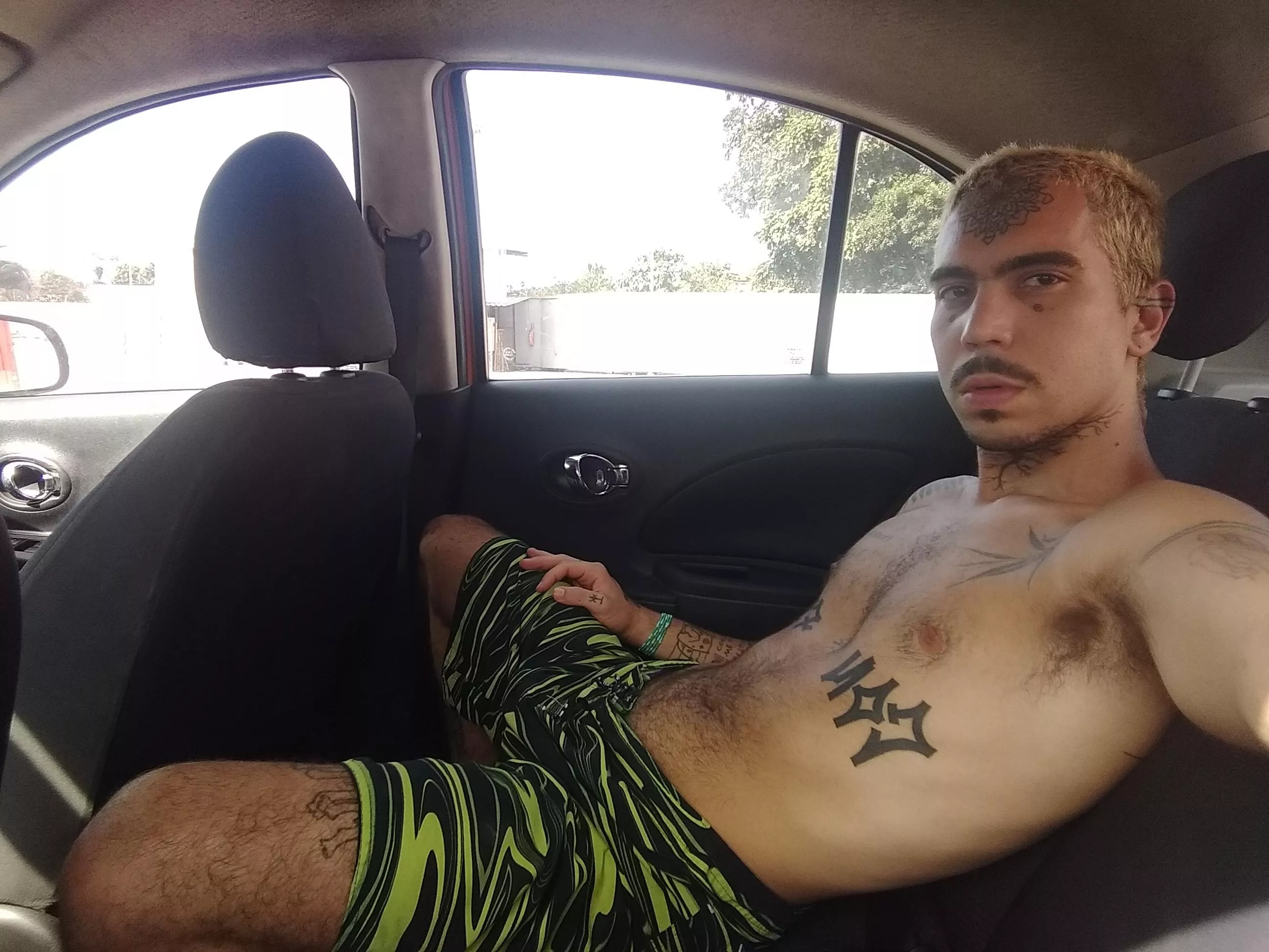 [25] It's hot AF in rio, I'm ALL sweaty. Would you join in the backseat with me?