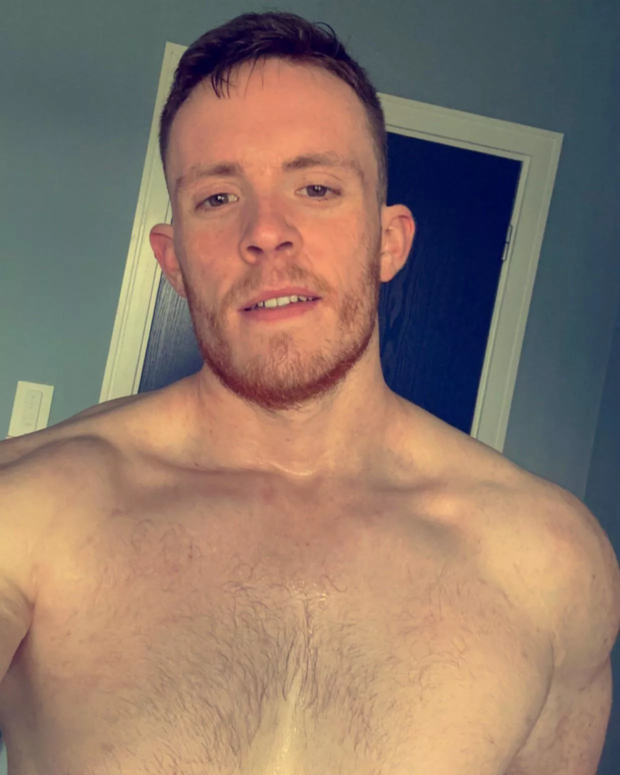 27 M Ireland, horny and wanna make you cum. Older is a plus but not important. Face is a must. Snap Davidreilly08