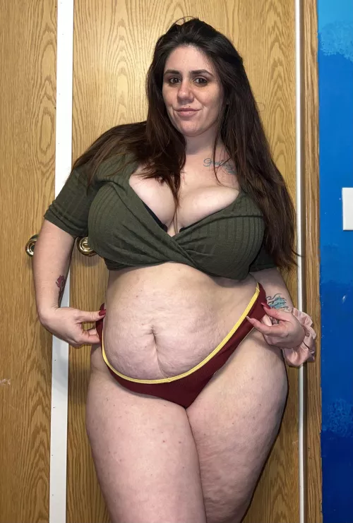 32 mom of 4 hope you find me obsf 😘