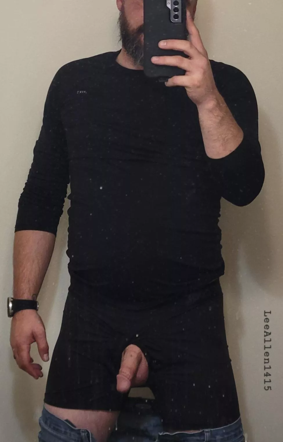 [41] Need some Monday Motivation to make me hard 😜