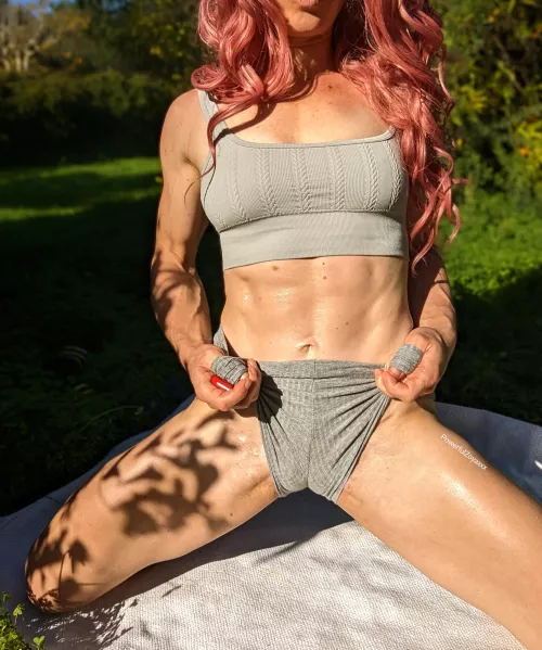 Enjoy a fit girl from your next door