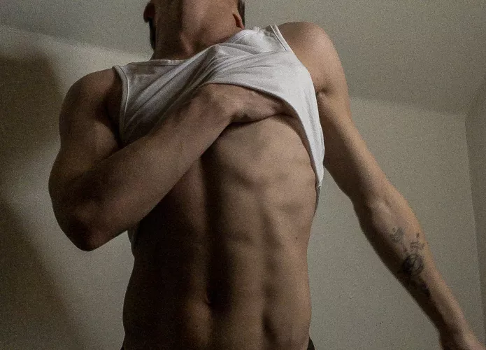 First post here! I'm a dancer so I can do a lot of flexible tricks for you with my forearm