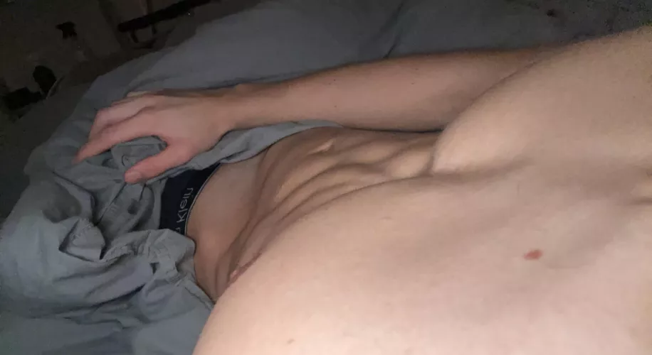 Horny af! Hot and hung guys add me, want a jerk bud sc:calvinbox27