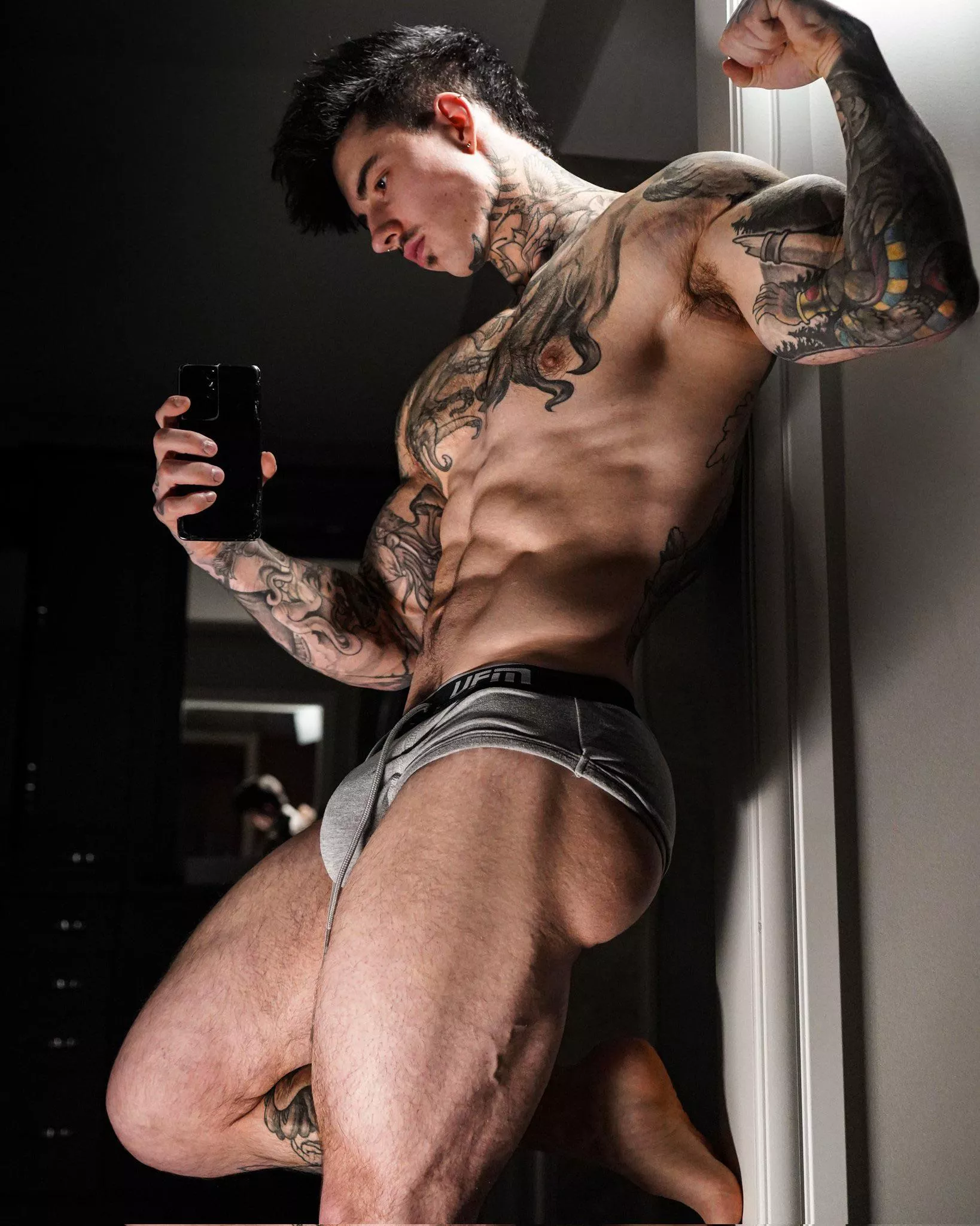 How do you think I smell?