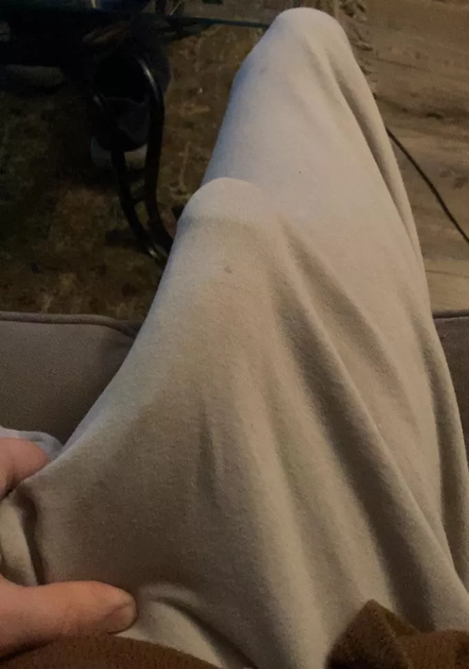 It’s sweatpants season