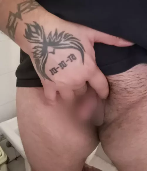 My big clitoris gets erect, just imagining you caressing it... would you like it?🙈