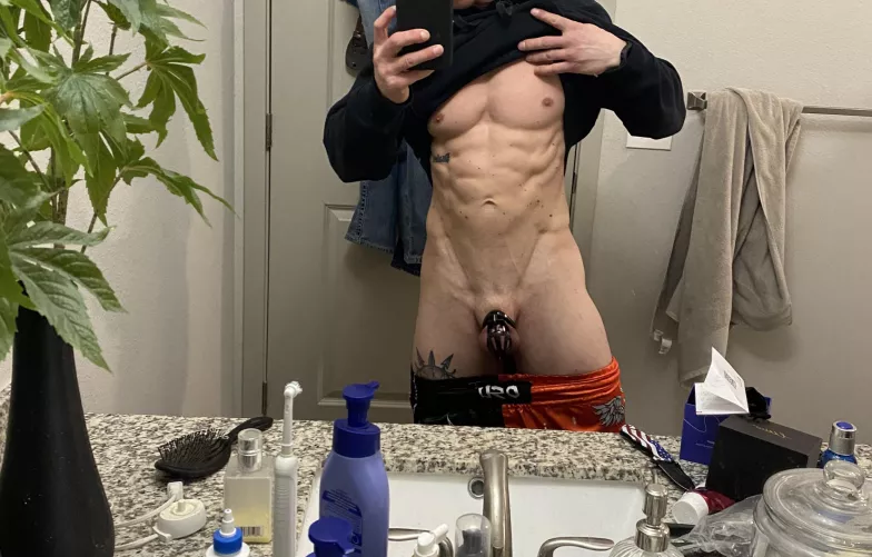 New cage 💁🏼‍♂️💁🏼‍♂️ down a size 😊