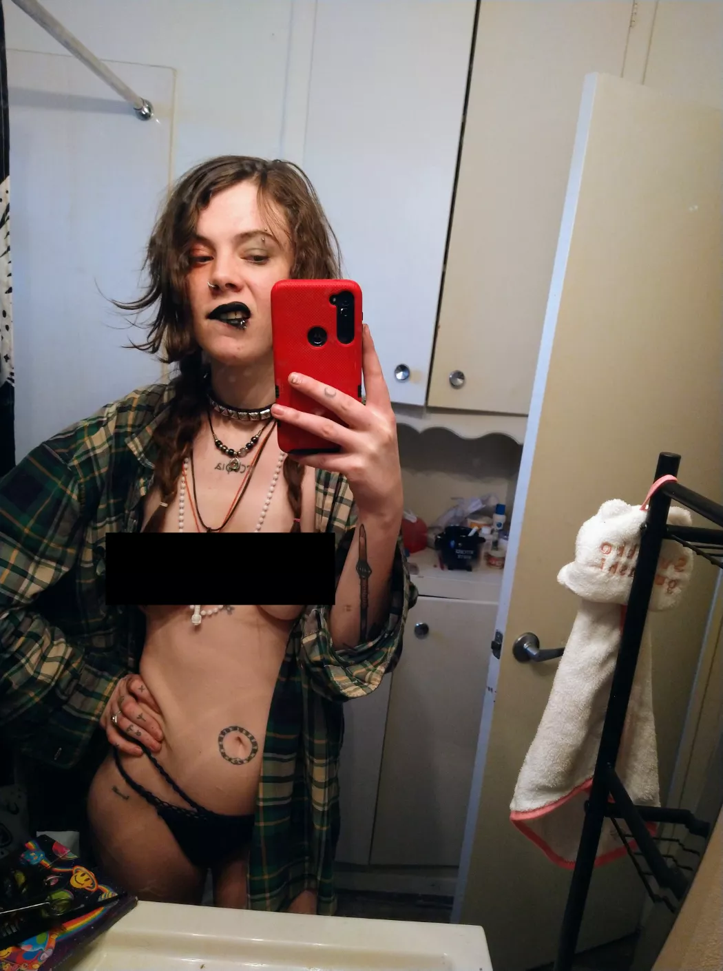 One more pic from this set because I just can't get over how much hotter than you I am. 😼