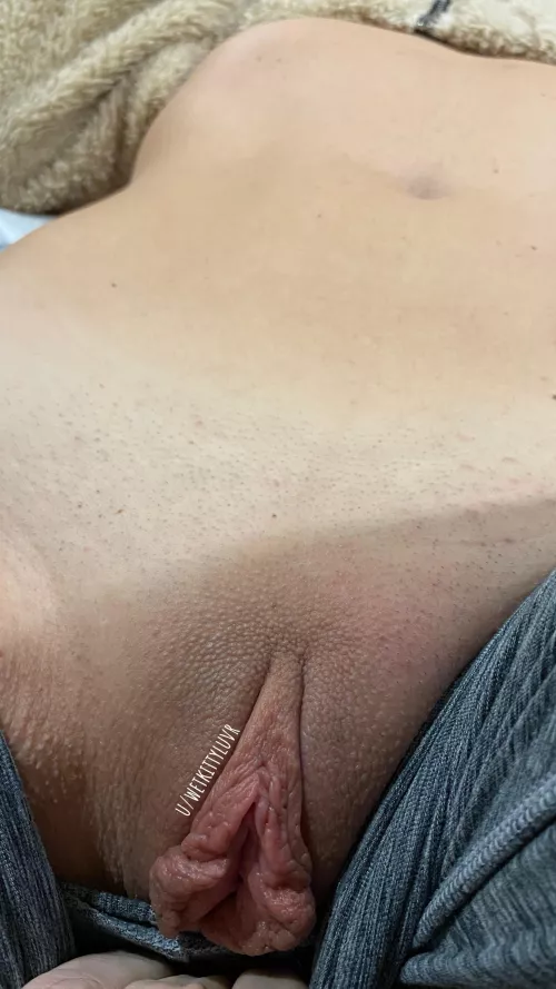 Please rate my pussy