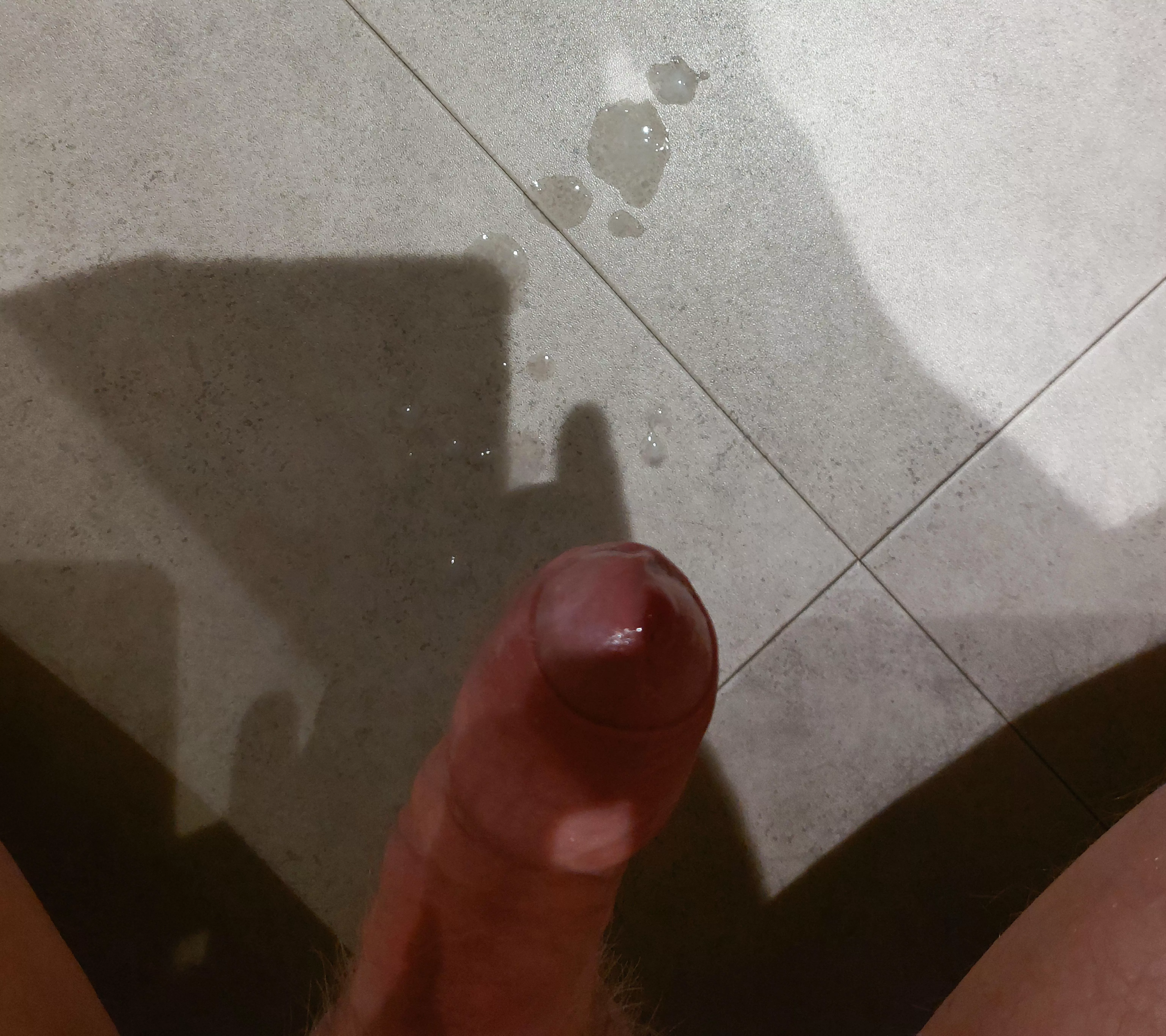Quick squirt before hitting the sauna