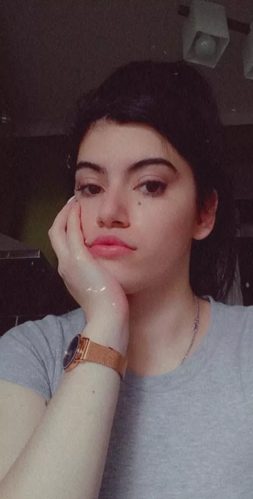 [selling] Don't let My angel face fool you, I love to make a good bitch beg. Kik: angelgoddess263