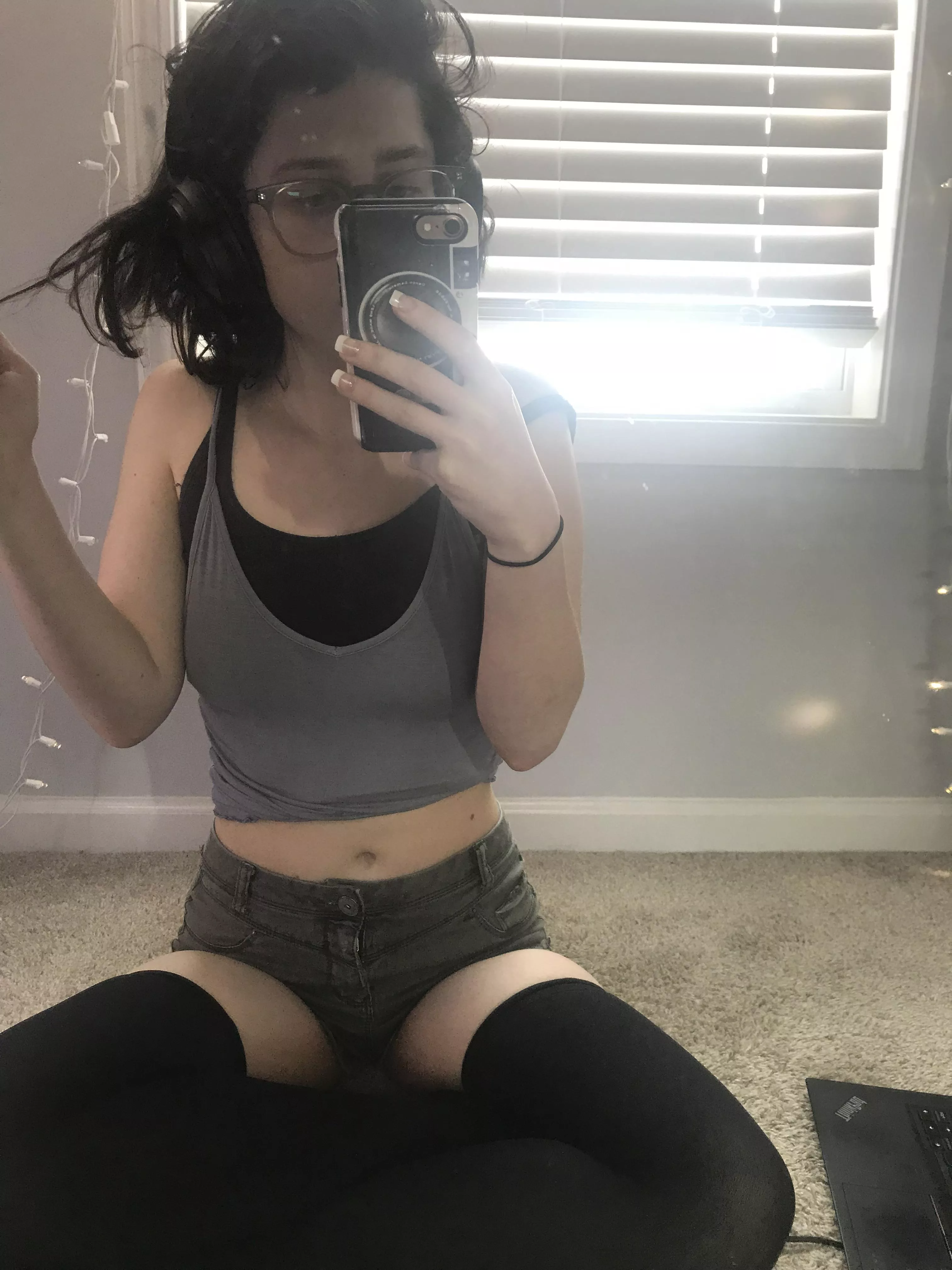 Sorry my mirror is a bit dusty 😬