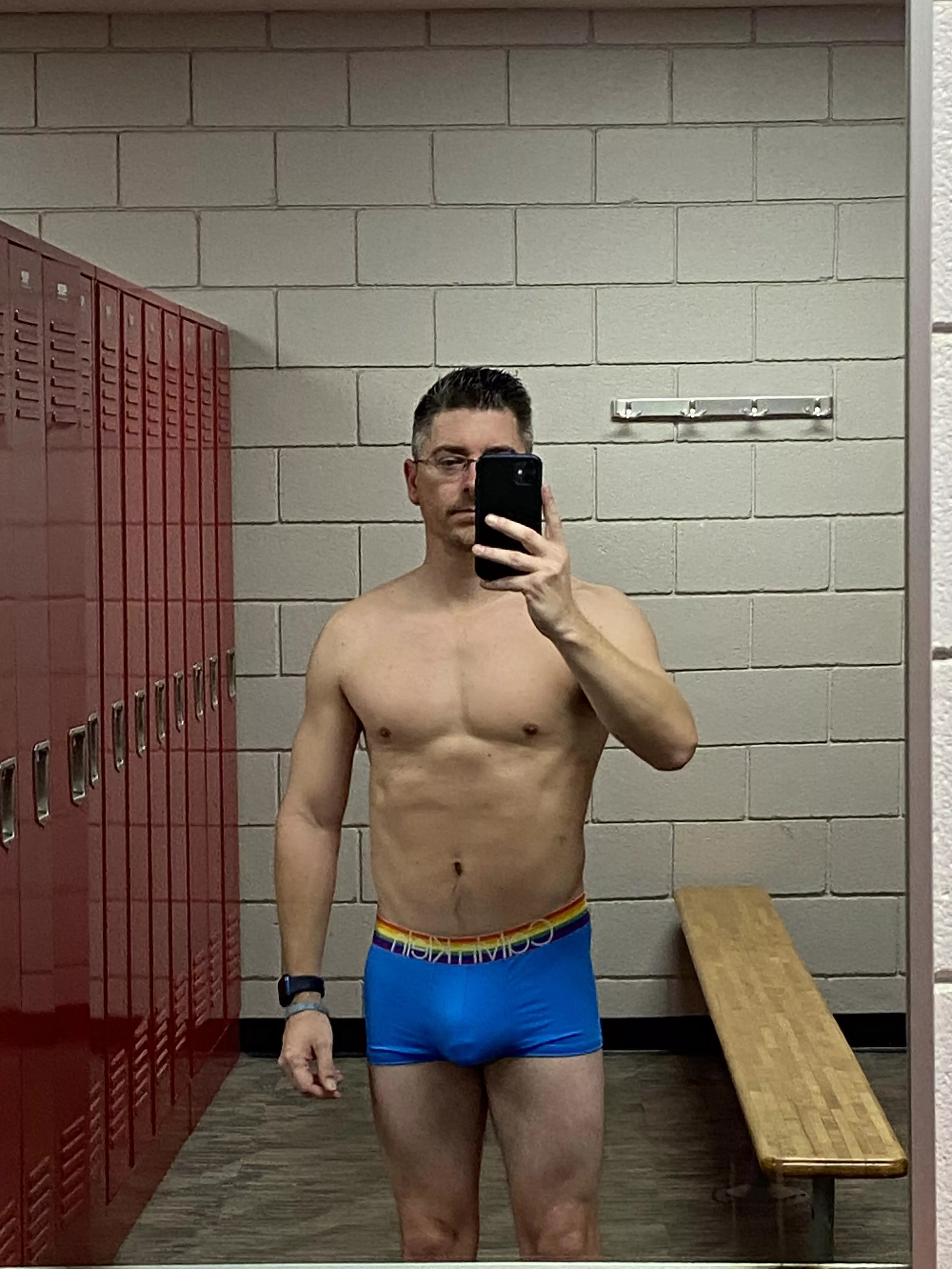 These Ck’s just show it off