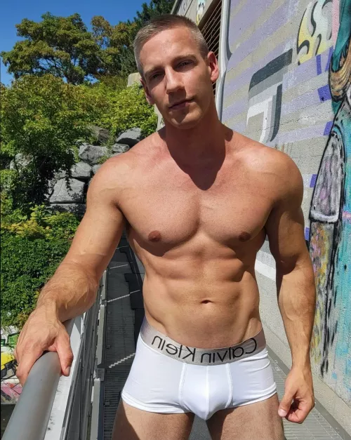 Want to explore my wild side 😏..?