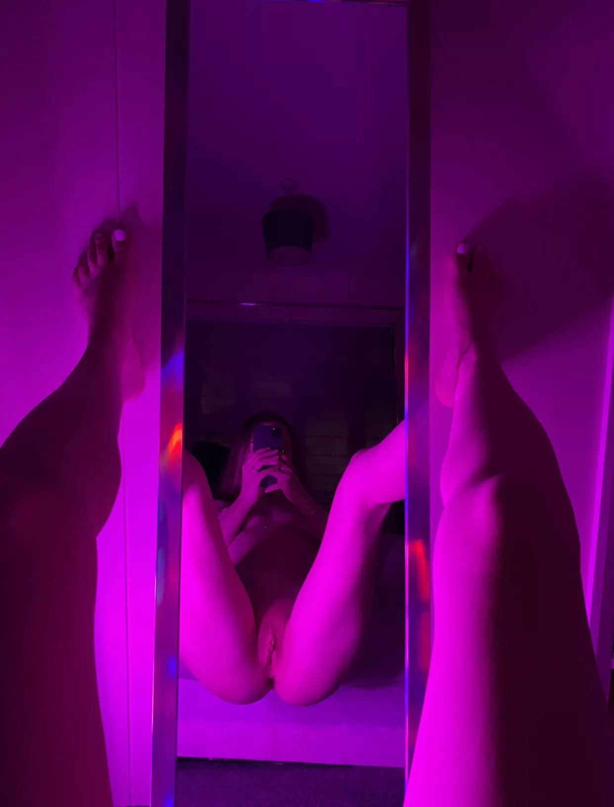 Wear my thighs like headphones and let me show you my playlist 😏