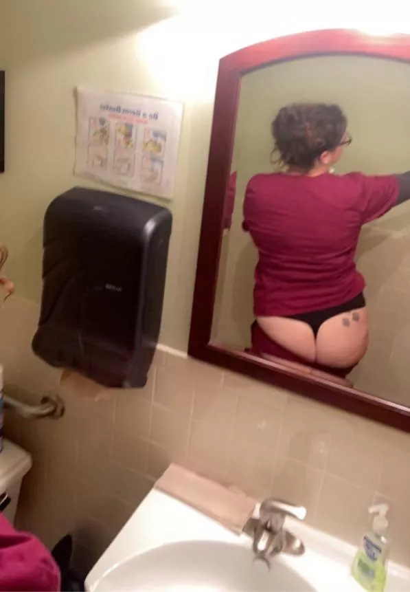 What’s under my scrubs today at my small office 😋