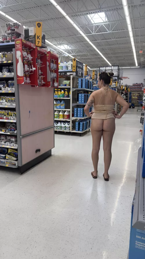 Would u touch if you could on aisle 5