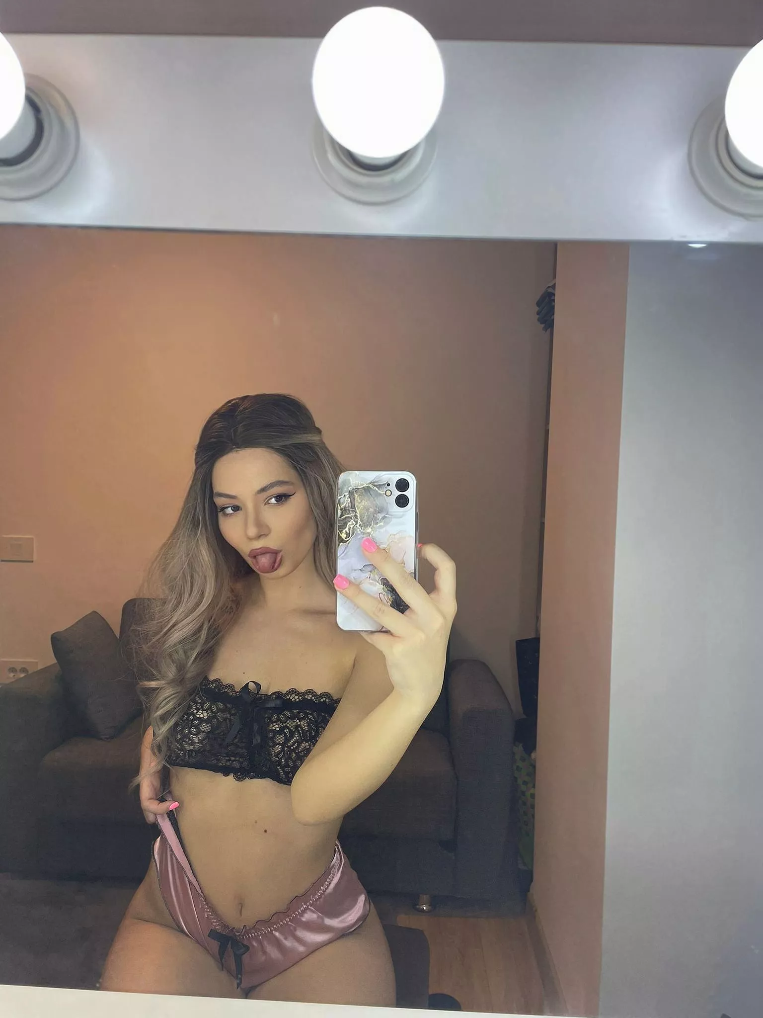 Would you fuck me on our first date?