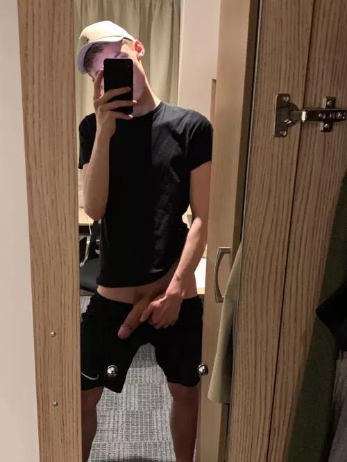 [25] what to do today? 🍆