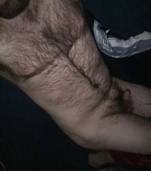 (28m) anyone at all can dm me!! (i also have a kinky/fetish side too…) hmu (: