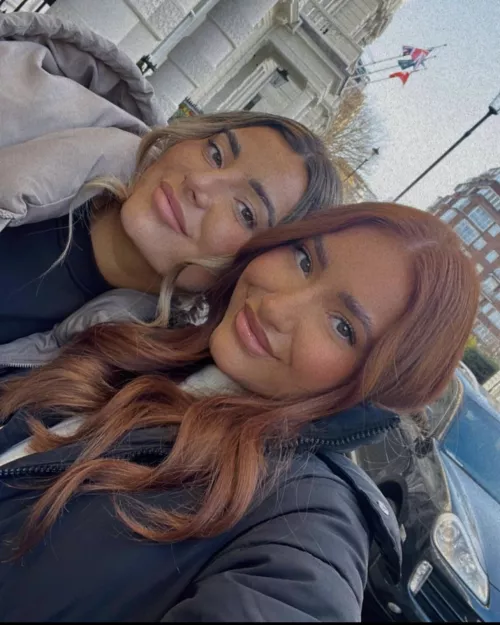 Bimbo sisters, who you choosin