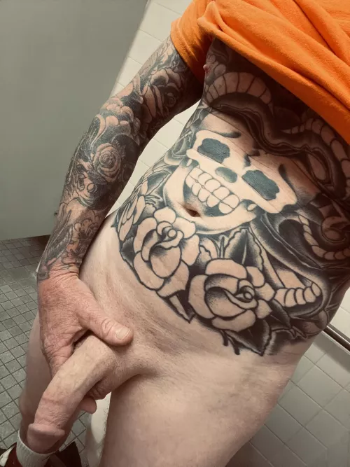 Break time blowjob anyone