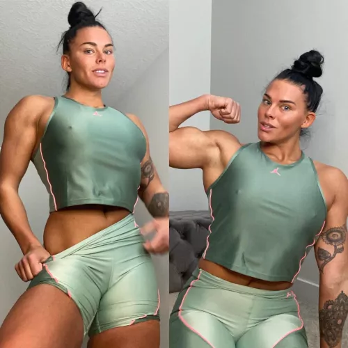 Do we have any muscle fans?