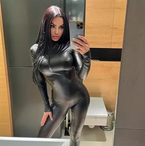 Do you like my catsuit?