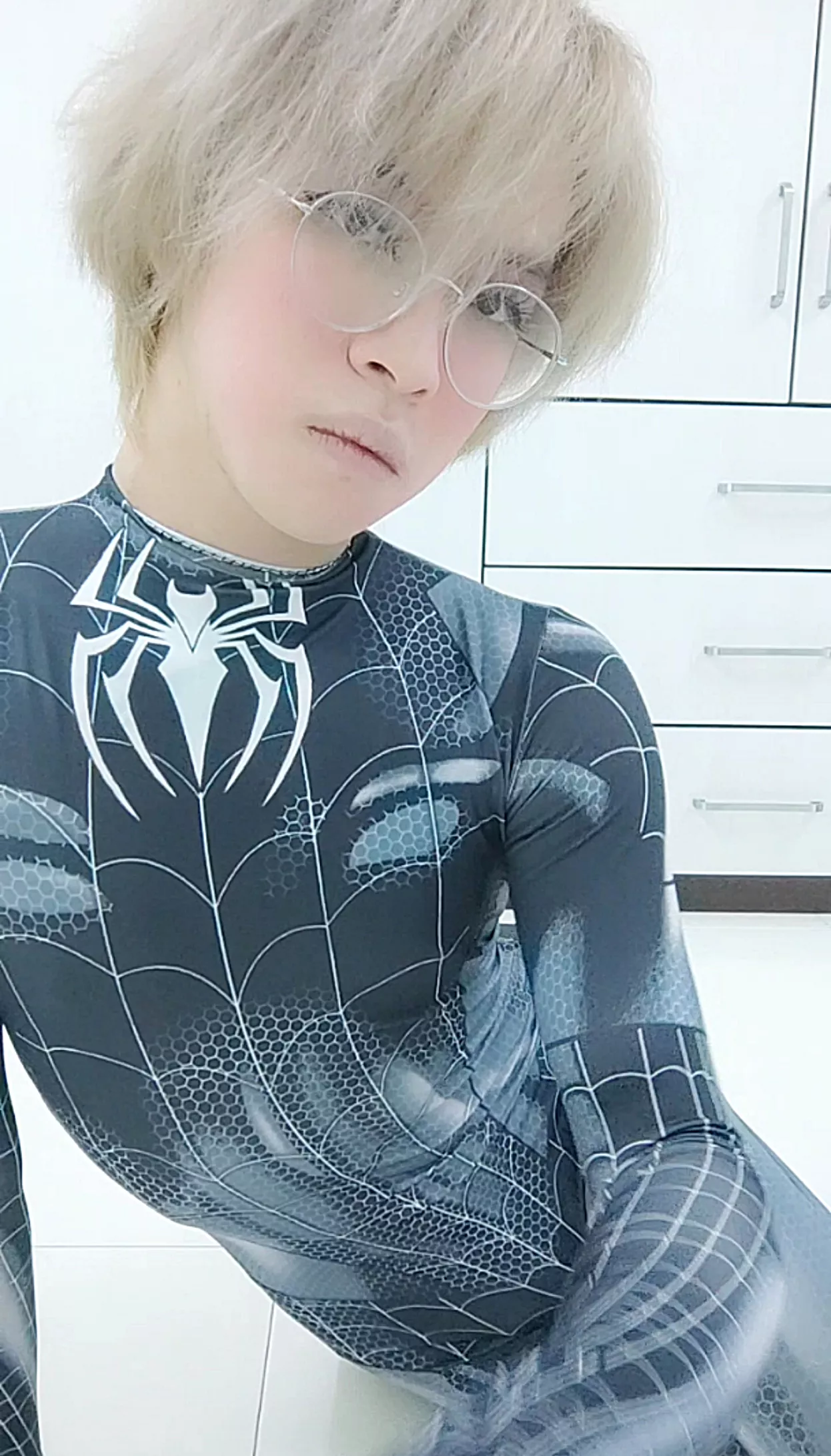 Femboy Spidey bouta pounce on you owo💞🌈👉🏻👈🏻