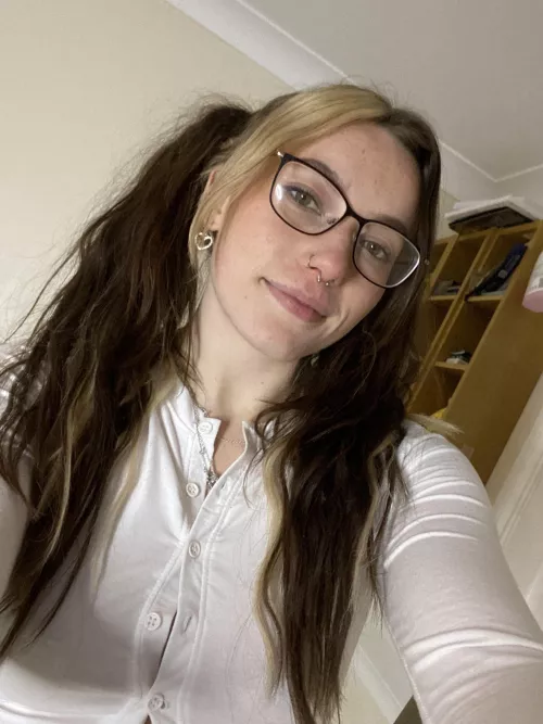 Freckles ✅ Pigtails ✅ Horny ✅