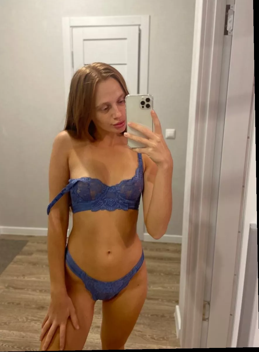 Fuck me like you mean it.. I wannt to feel it