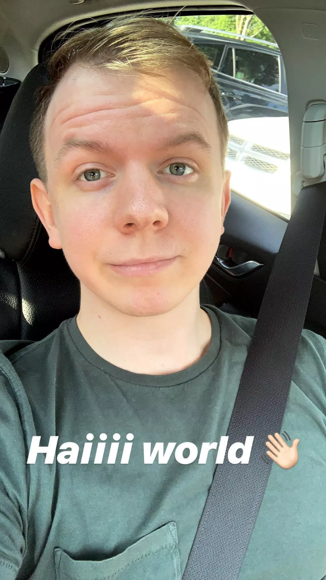 Happy Monday everyone! 🤍