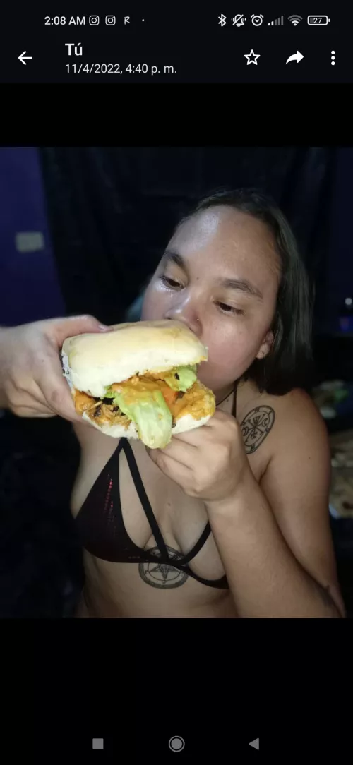 hey love do you want to see more of me? come and write #feedmee