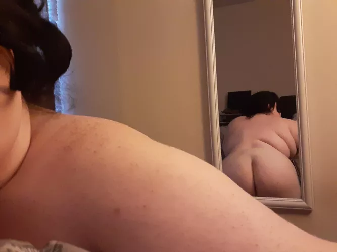 Hit it from the back ;) 💖🍒