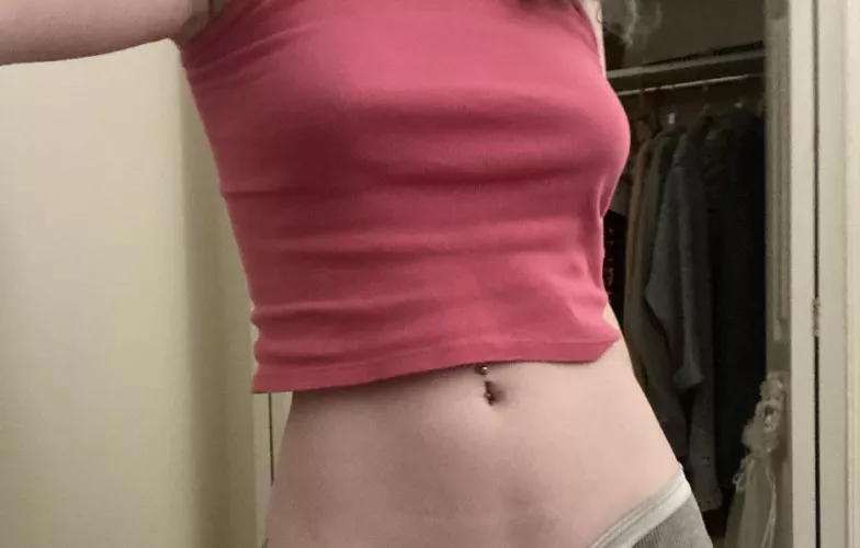 I love the braless look :)