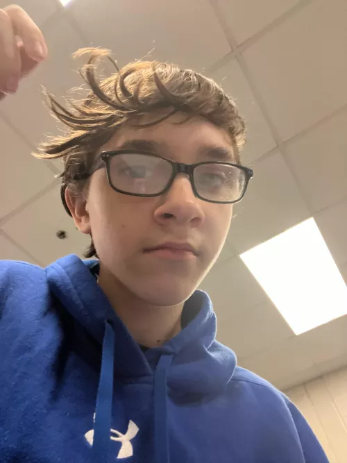 If you find me cute add me i wanna talk with cute boys