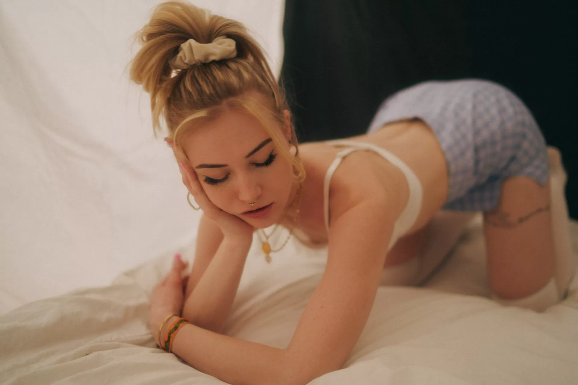 Im bored..want to do something on my 18yo booty?