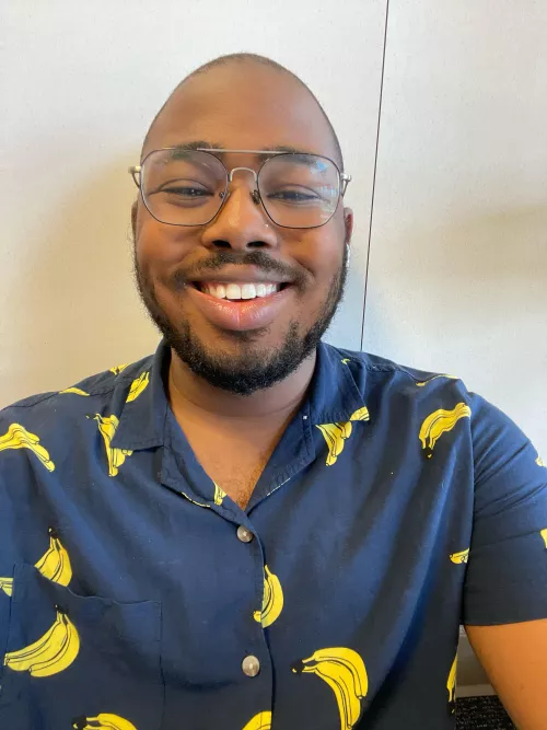 I’m guaranteed to get compliments at work with this shirt!