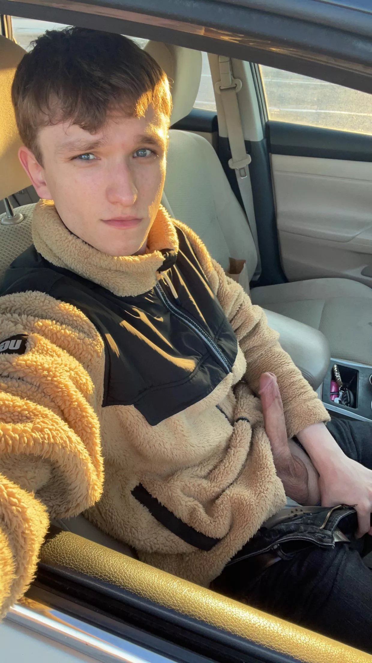 I’m the parking lot 🅿️