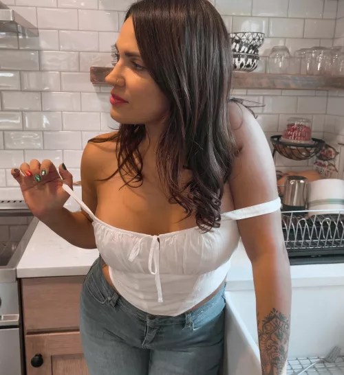 Just an innocent mom in the kitchen. Nothing more. (45f)