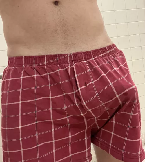 Looking at these cucks wives getting me hard!