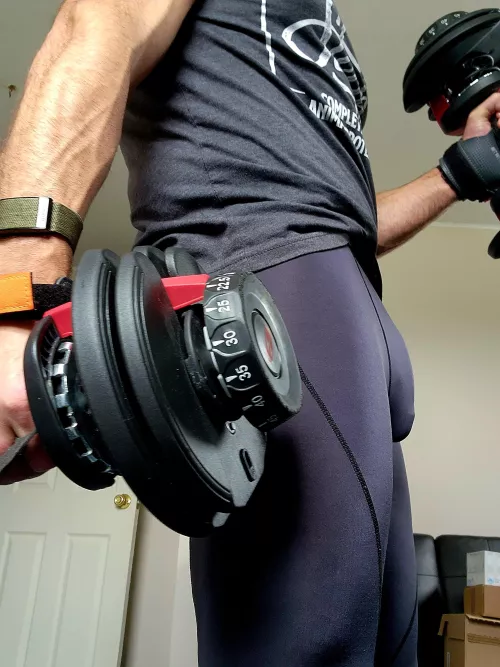 [M] Any ladies want to workout?