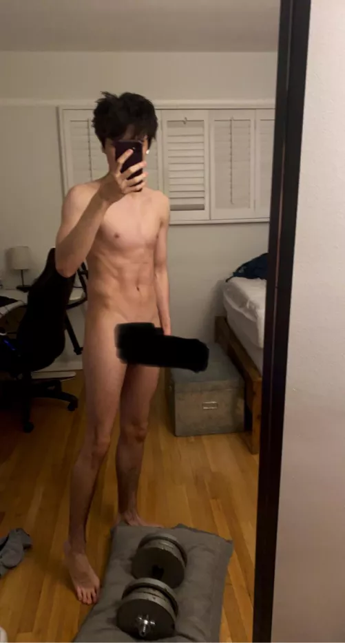 (m) Just took some nudes after my workout, let me know what you guys think!