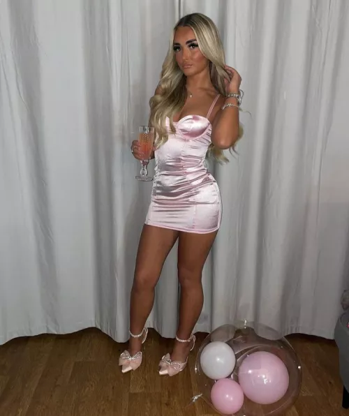 Melissa in pink dress 1